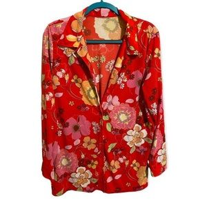 Retro floral button up top!